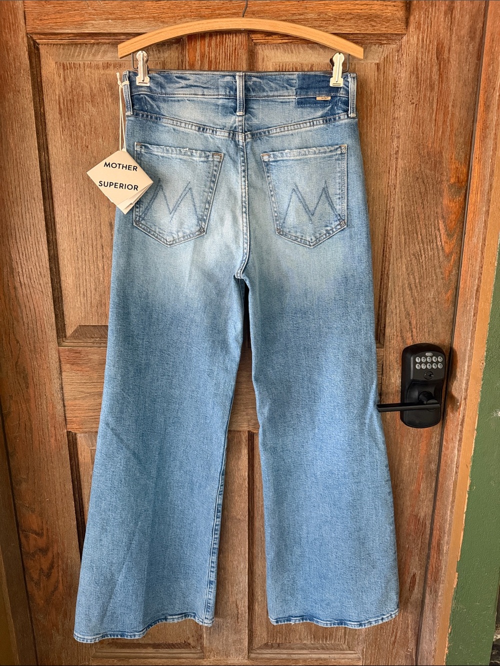 MOTHER The Tomcat Roller Light Blue Wide-Leg Flare Jeans Sz 28